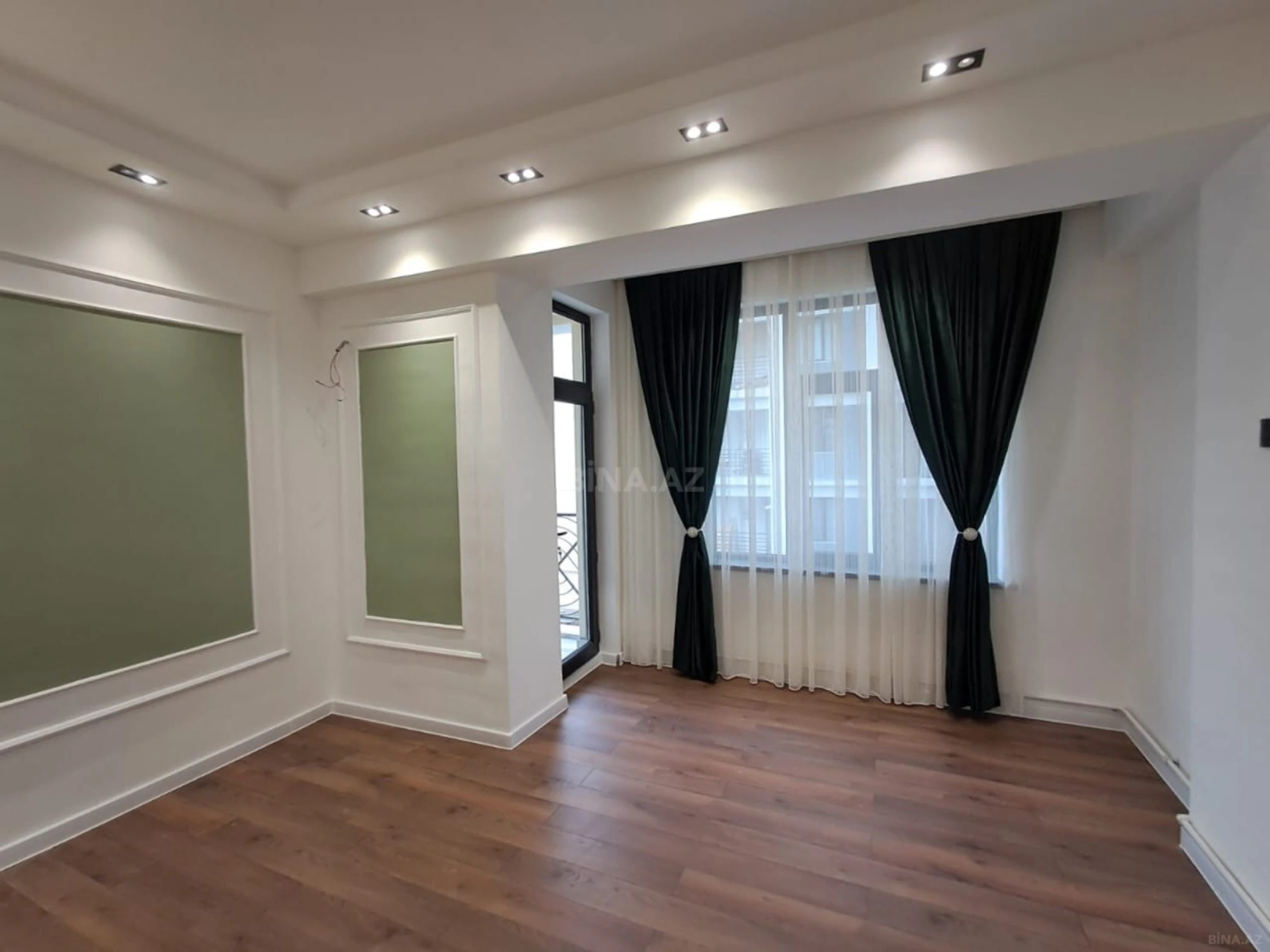 Satılır 3 otaqlı mənzil 82 m²