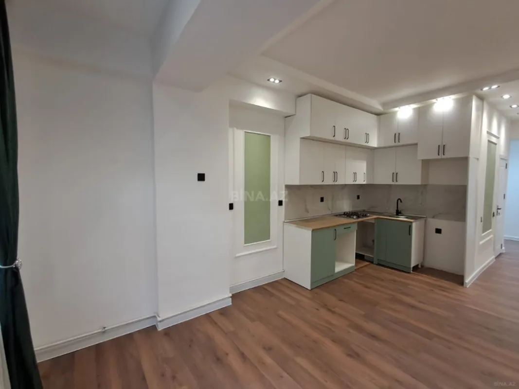 Satılır 3 otaqlı mənzil 82 m²