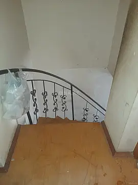 Satılır 4 otaqlı həyət evi 100 m²