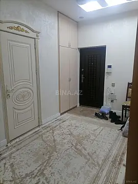 Satılır 2 otaqlı mənzil 85 m²