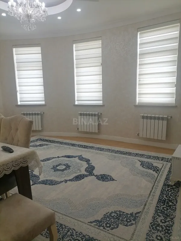 Satılır 2 otaqlı mənzil 85 m²