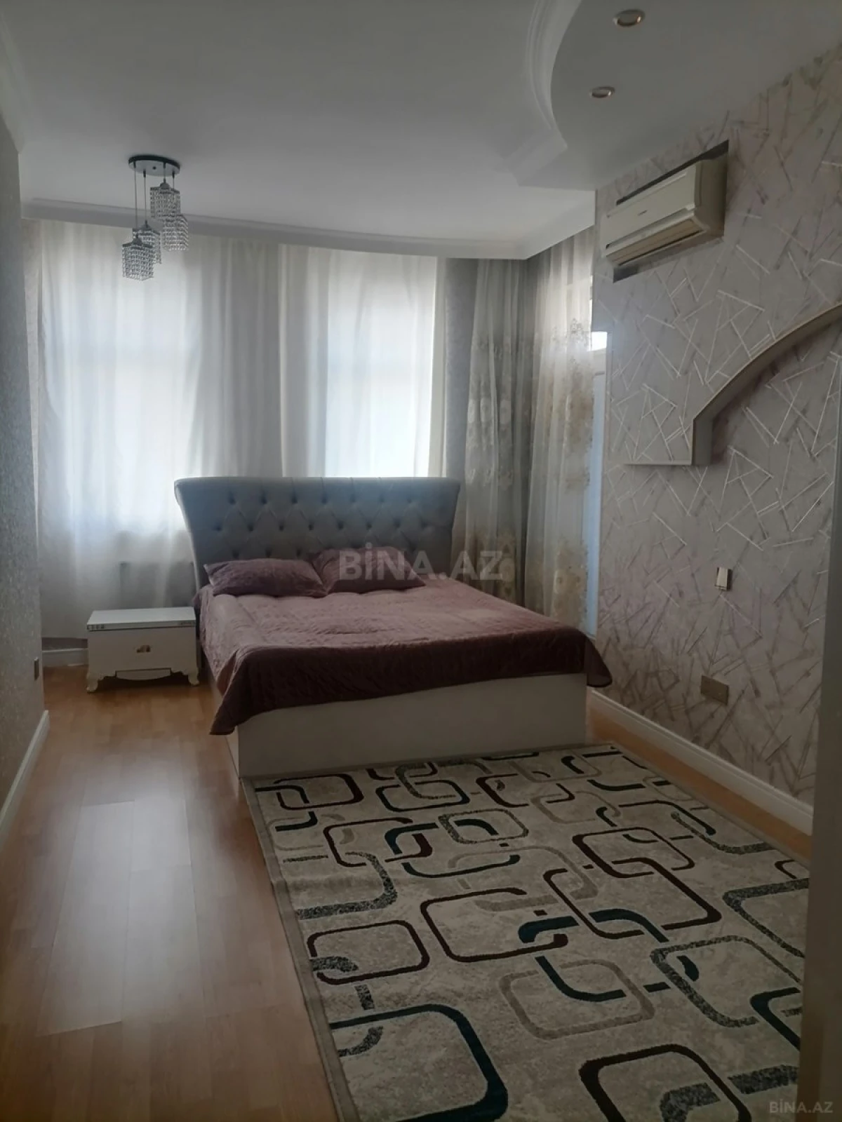 Satılır 2 otaqlı mənzil 85 m²