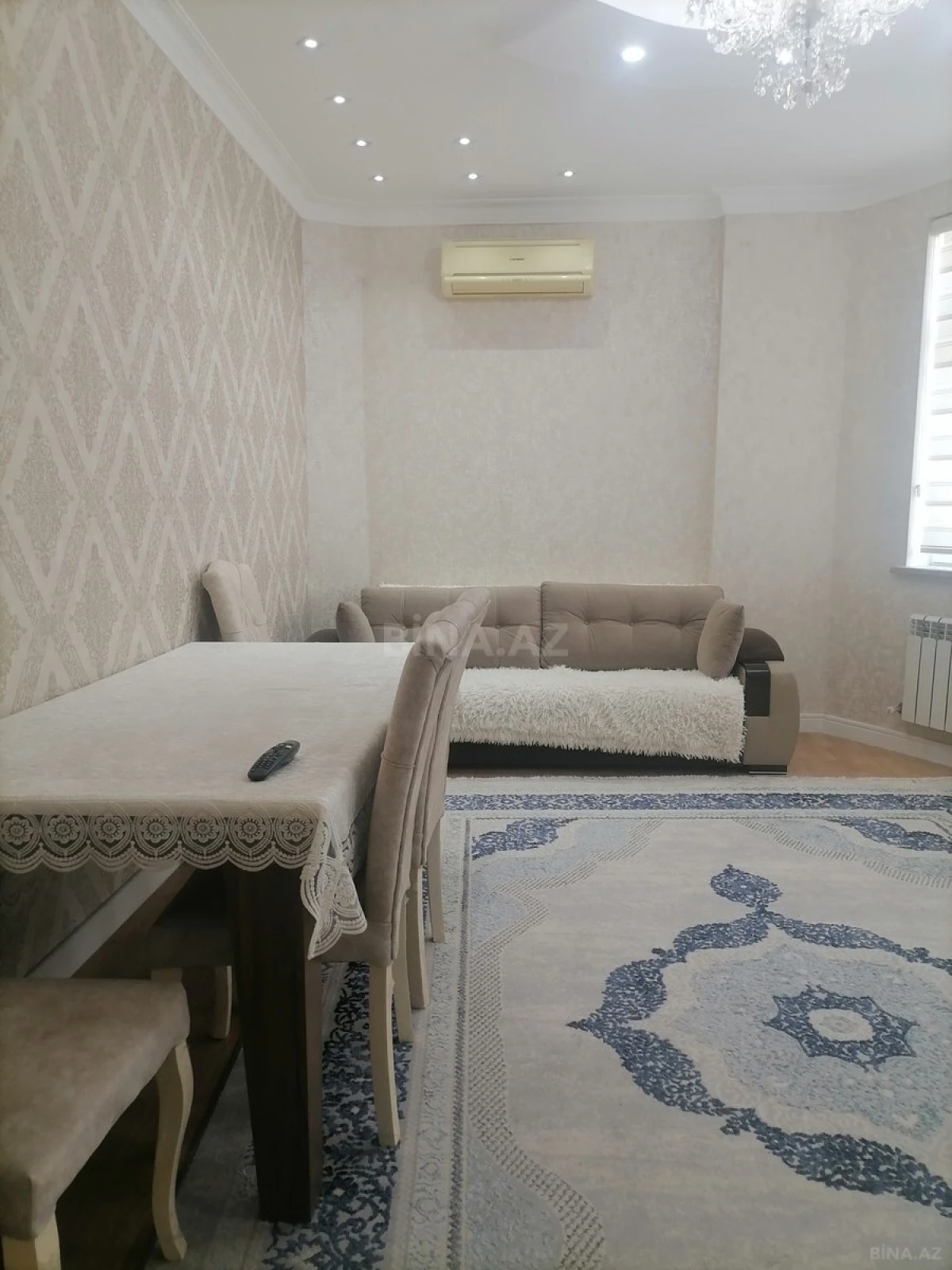 Satılır 2 otaqlı mənzil 85 m²