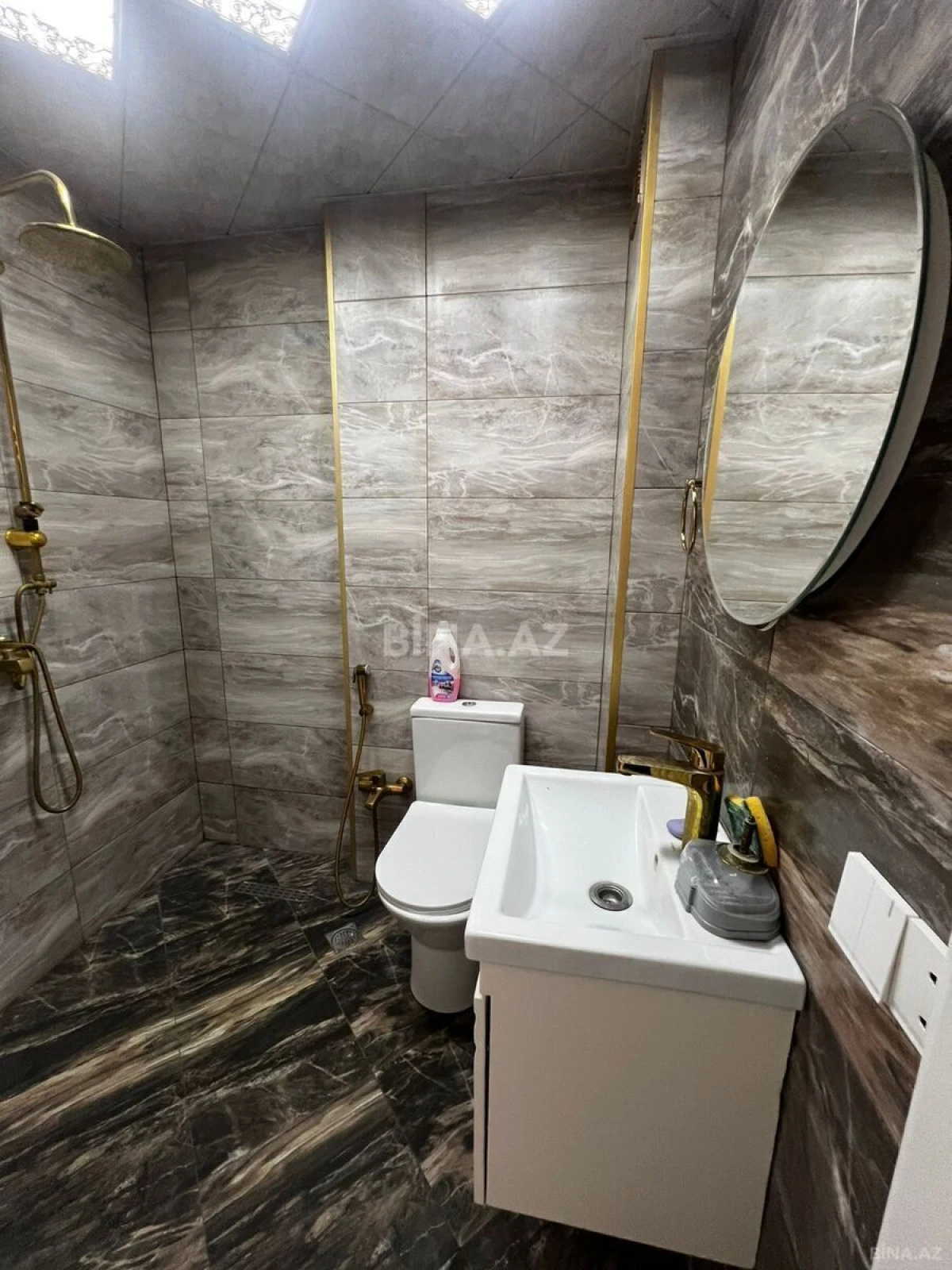 Kirayə verilir 2 otaqlı mənzil 60 m²