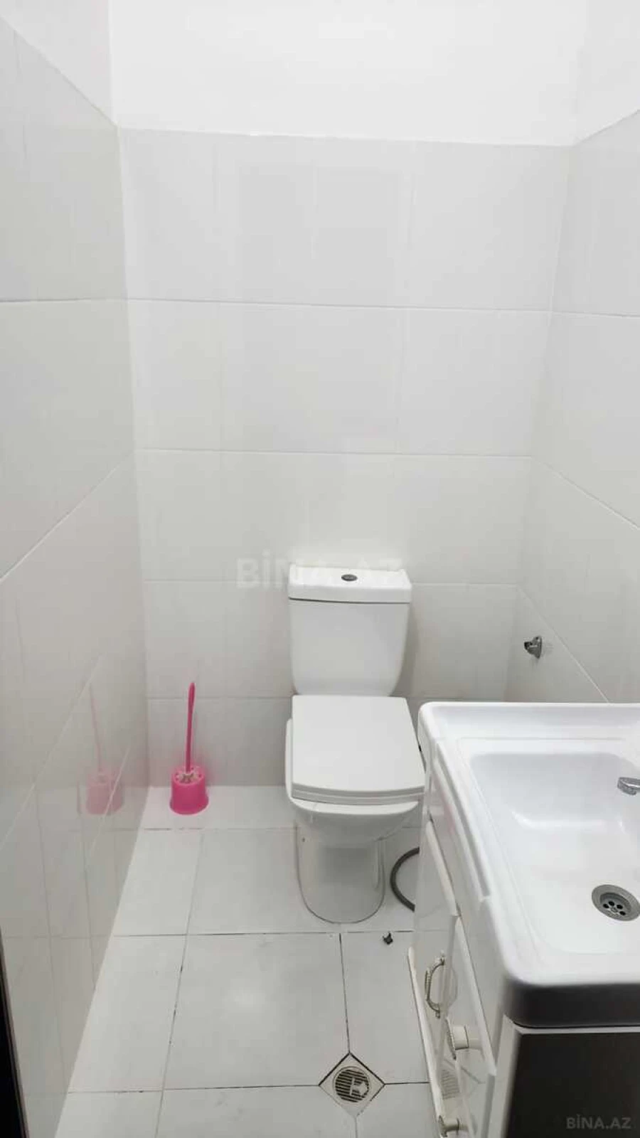Kirayə verilir 2 otaqlı mənzil 70 m²