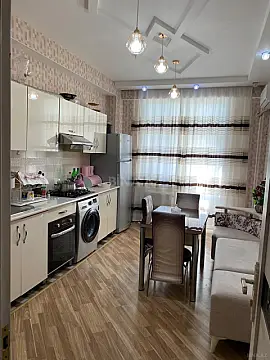 Satılır 4 otaqlı mənzil 105 m²