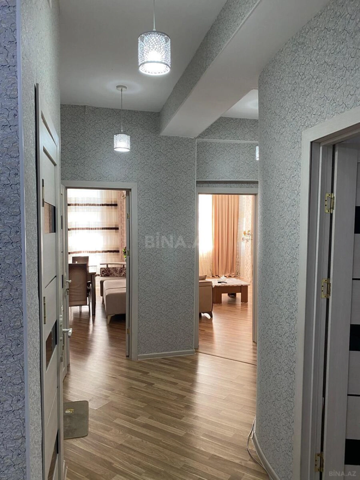 Satılır 4 otaqlı mənzil 105 m²