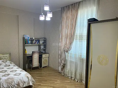 Satılır 4 otaqlı mənzil 105 m²