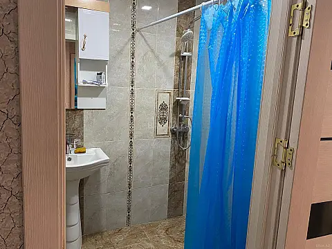 Satılır 4 otaqlı mənzil 105 m²