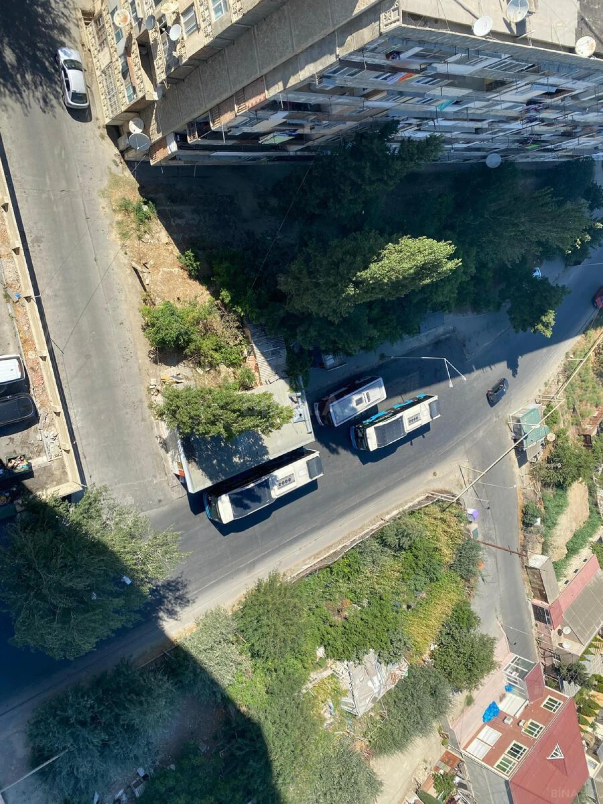 Satılır 4 otaqlı mənzil 105 m²