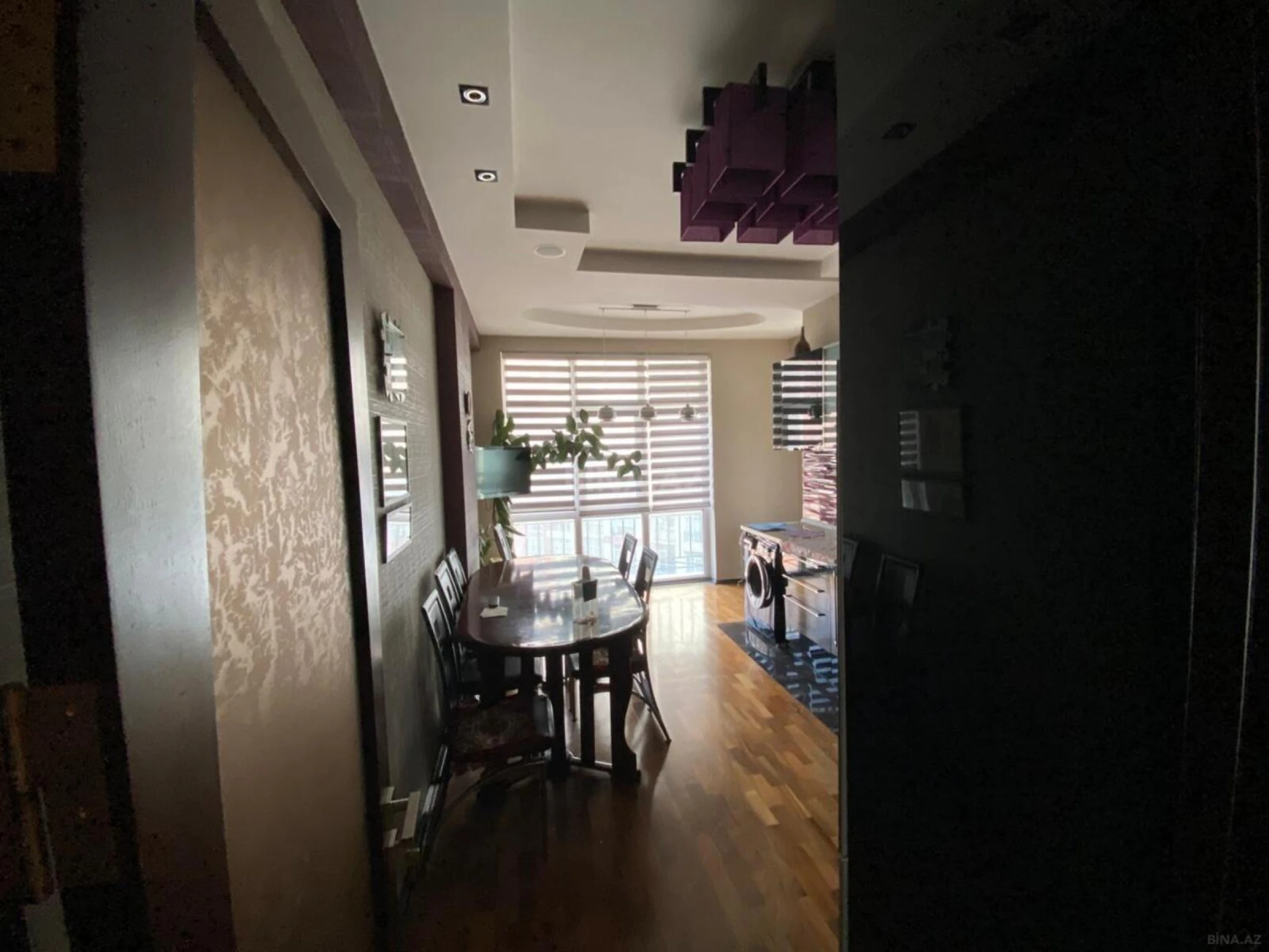 Satılır 3 otaqlı mənzil 126 m²