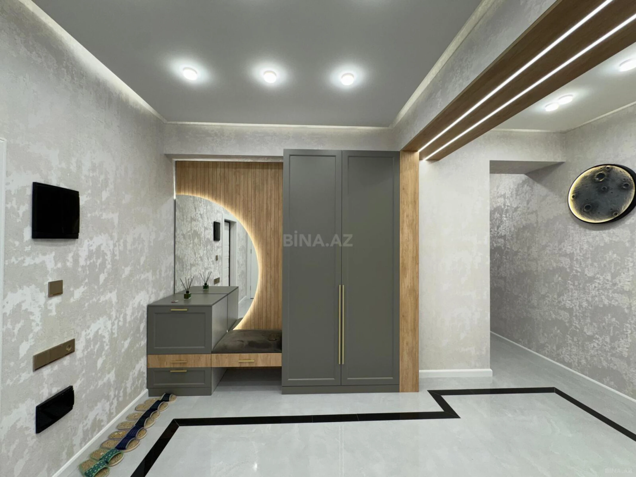 Satılır 2 otaqlı mənzil 84 m²