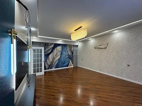 Satılır 2 otaqlı mənzil 84 m²