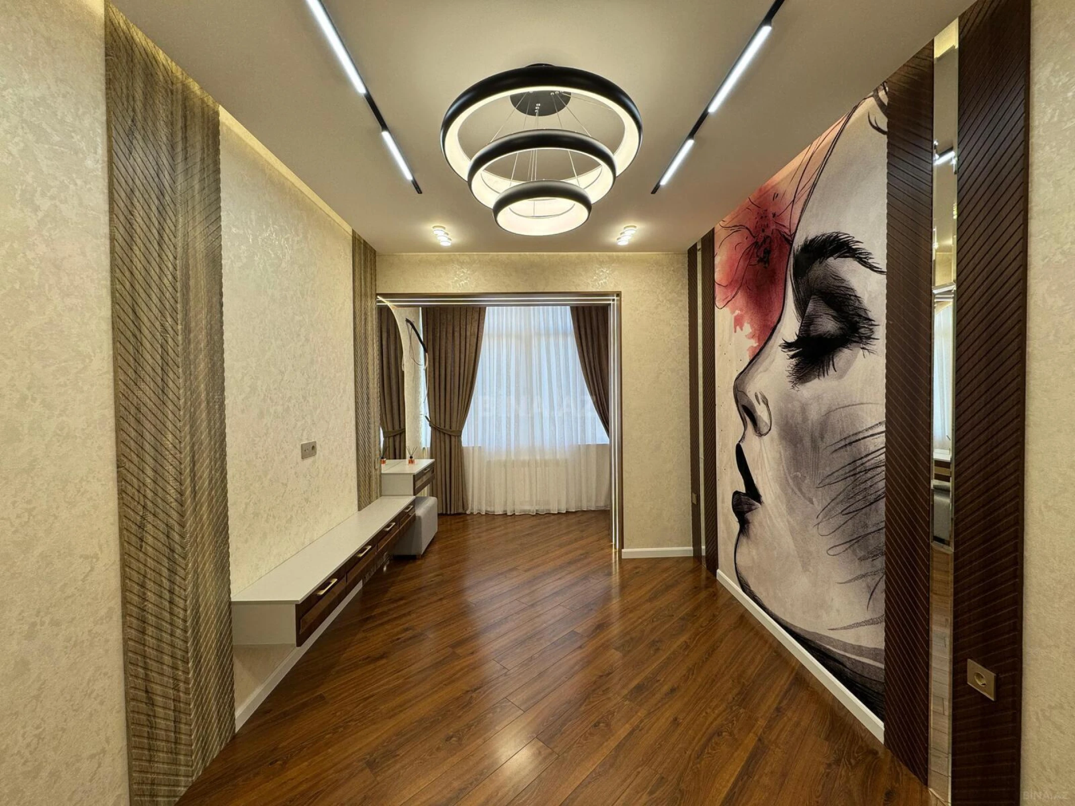 Satılır 2 otaqlı mənzil 84 m²