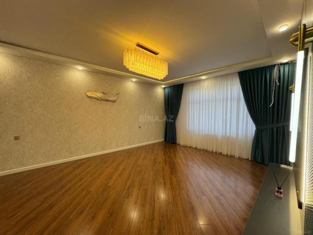 Satılır 2 otaqlı mənzil 84 m²