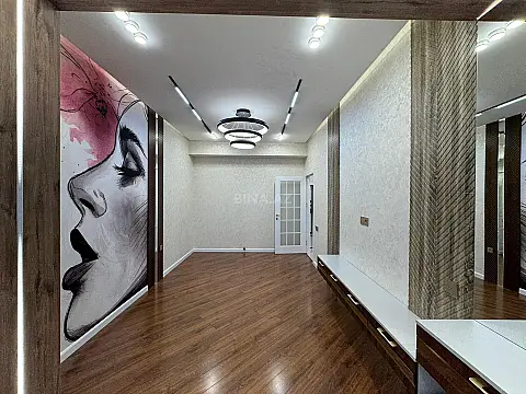 Satılır 2 otaqlı mənzil 84 m²