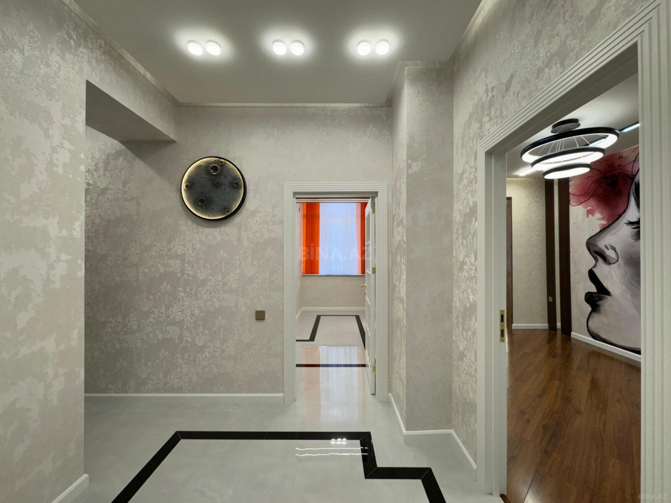 Satılır 2 otaqlı mənzil 84 m²