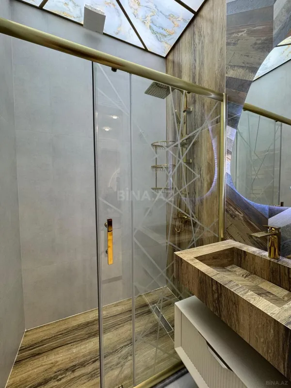 Satılır 2 otaqlı mənzil 84 m²