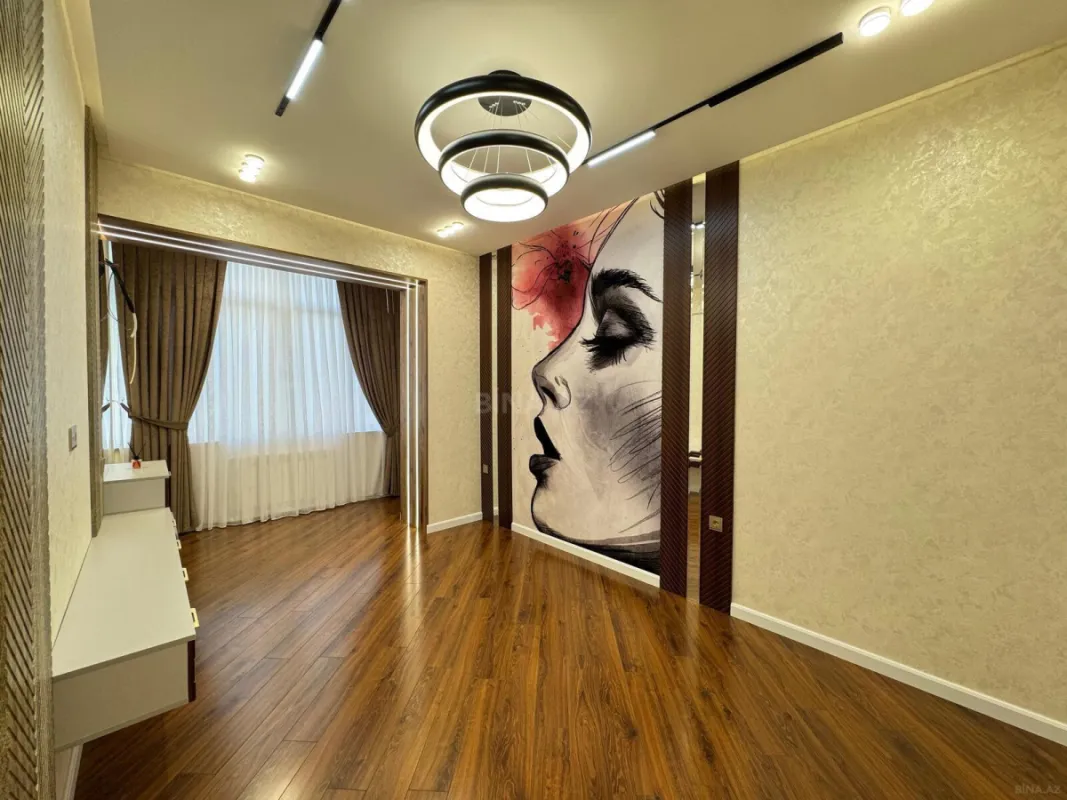 Satılır 2 otaqlı mənzil 84 m²