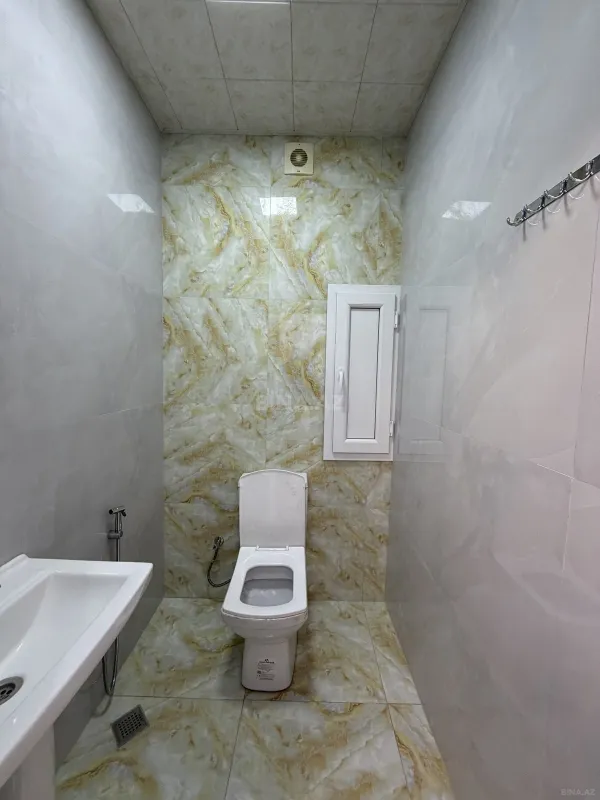 Kirayə verilir 2 otaqlı mənzil 72 m²