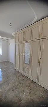 Satılır 4 otaqlı mənzil 150 m²