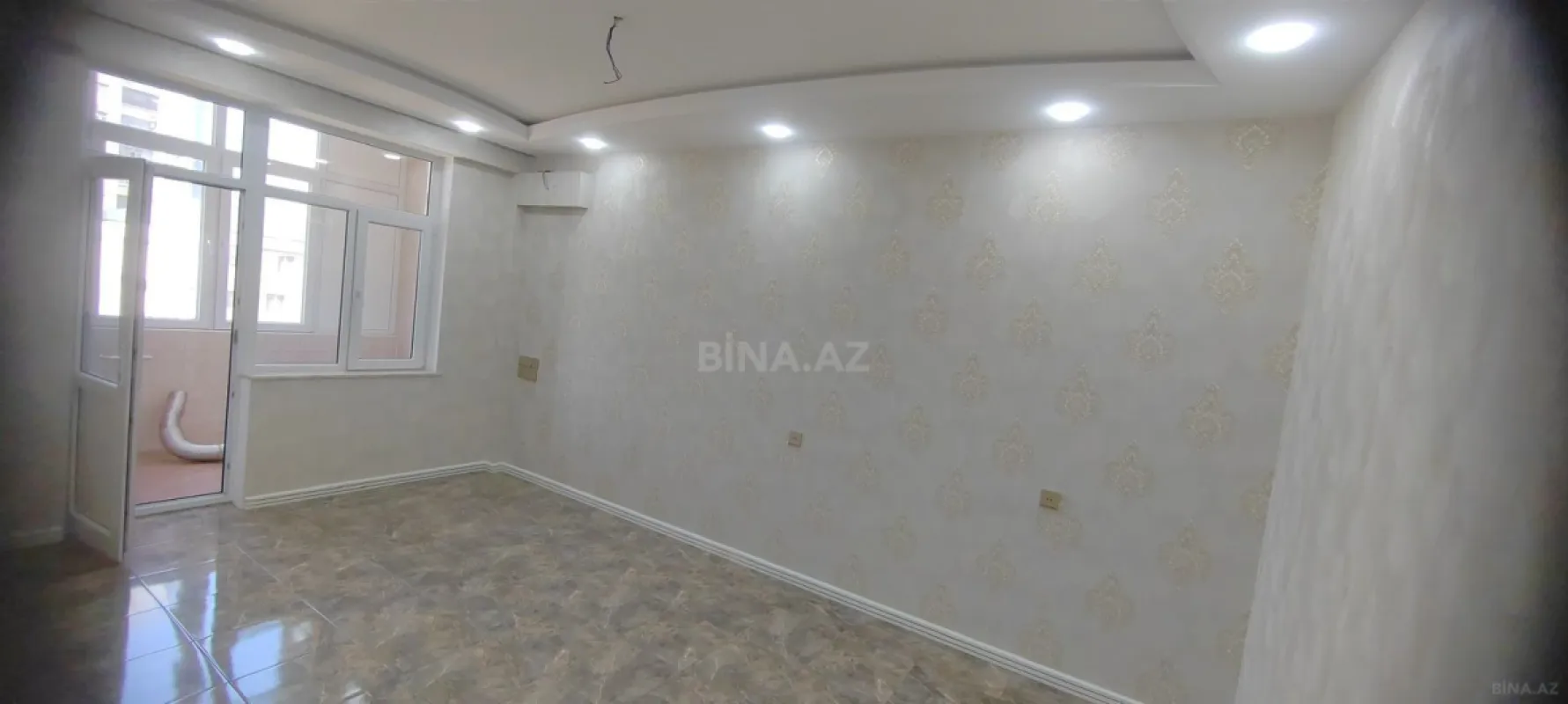 Satılır 4 otaqlı mənzil 150 m²