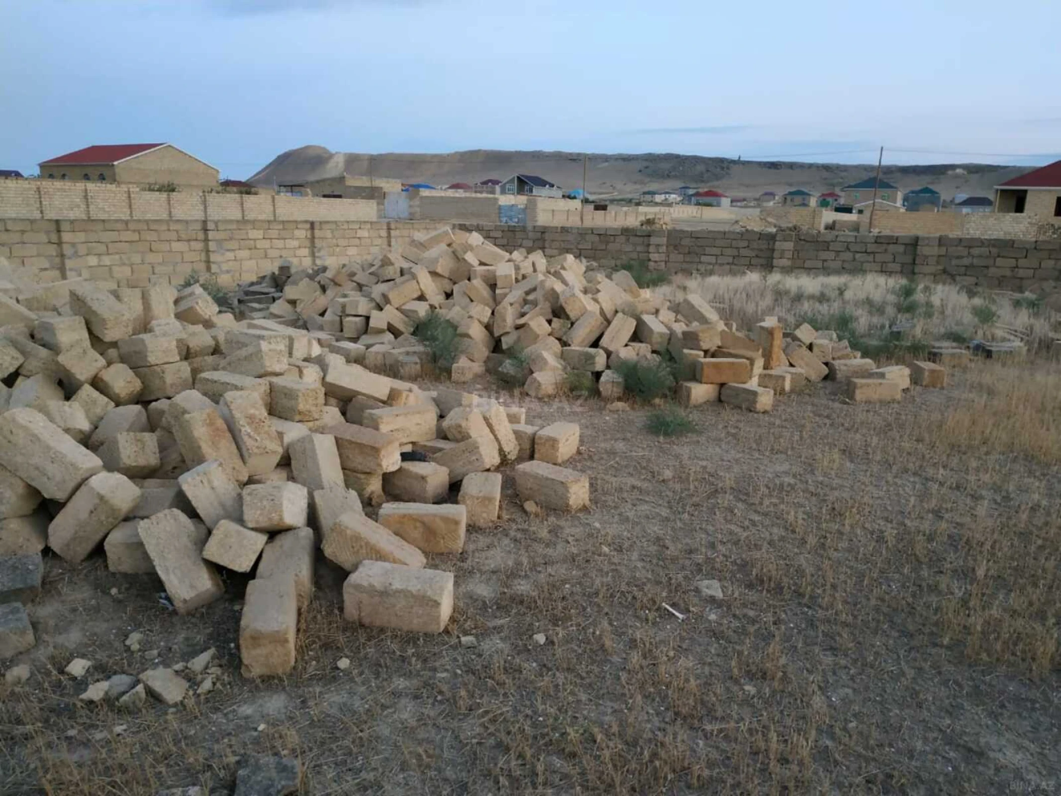 Satılır torpaq sahəsi 5 m²