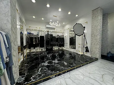 Satılır obyekt 700 m²