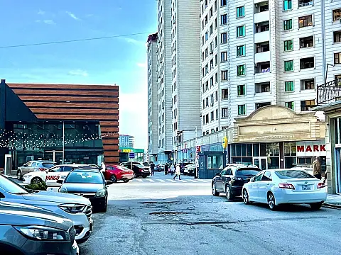 Satılır obyekt 113 m²