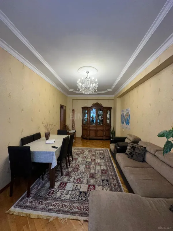 Satılır 3 otaqlı mənzil 95 m²