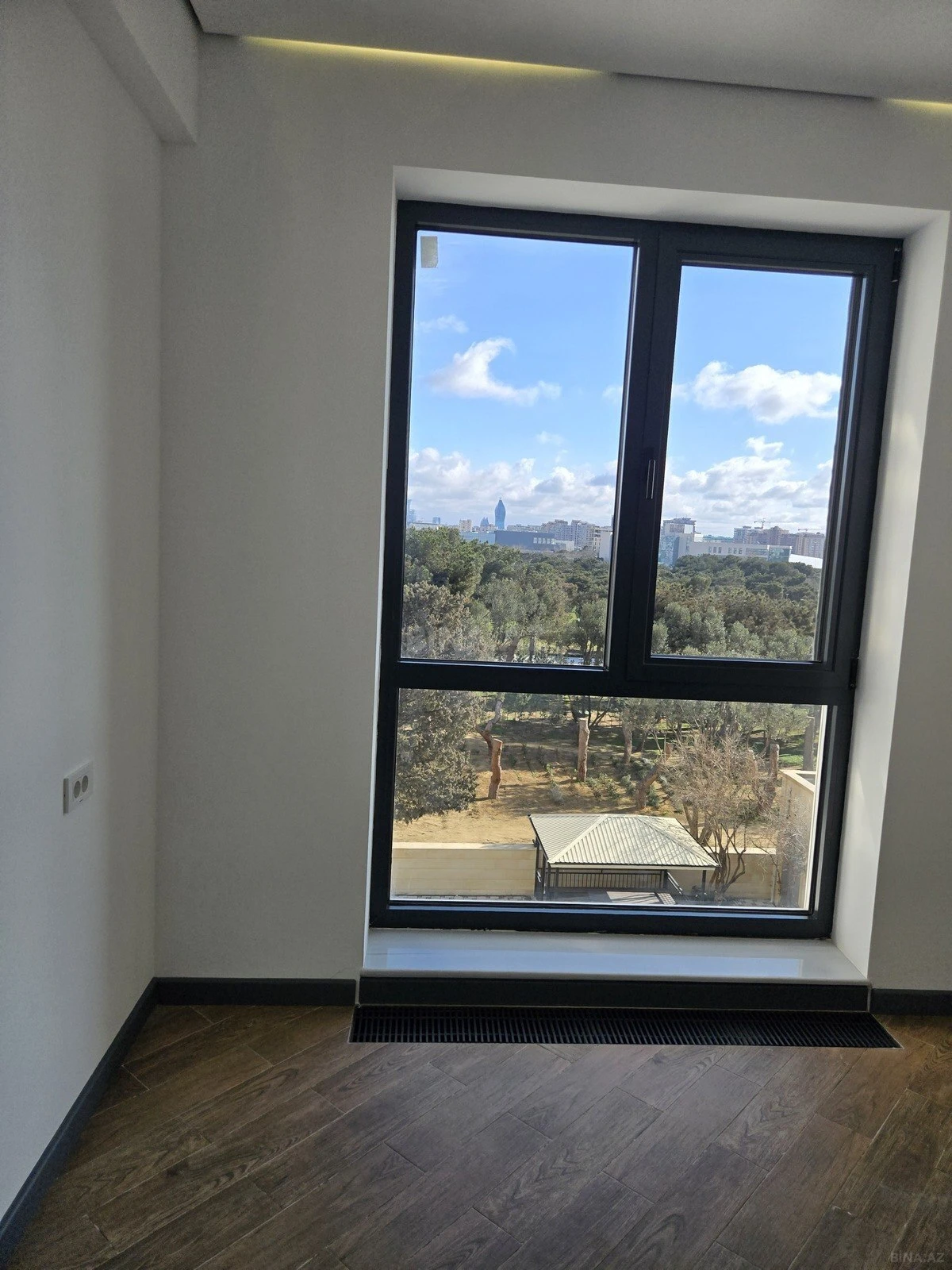 Satılır 3 otaqlı mənzil 66 m²