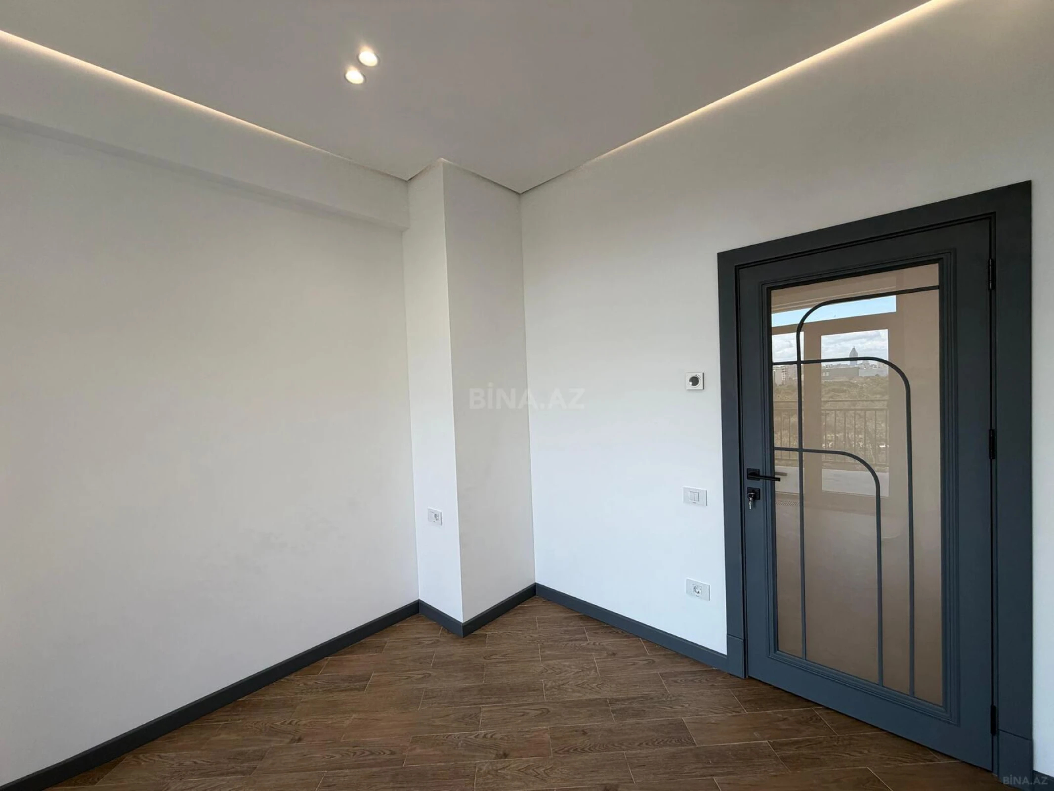 Satılır 3 otaqlı mənzil 66 m²