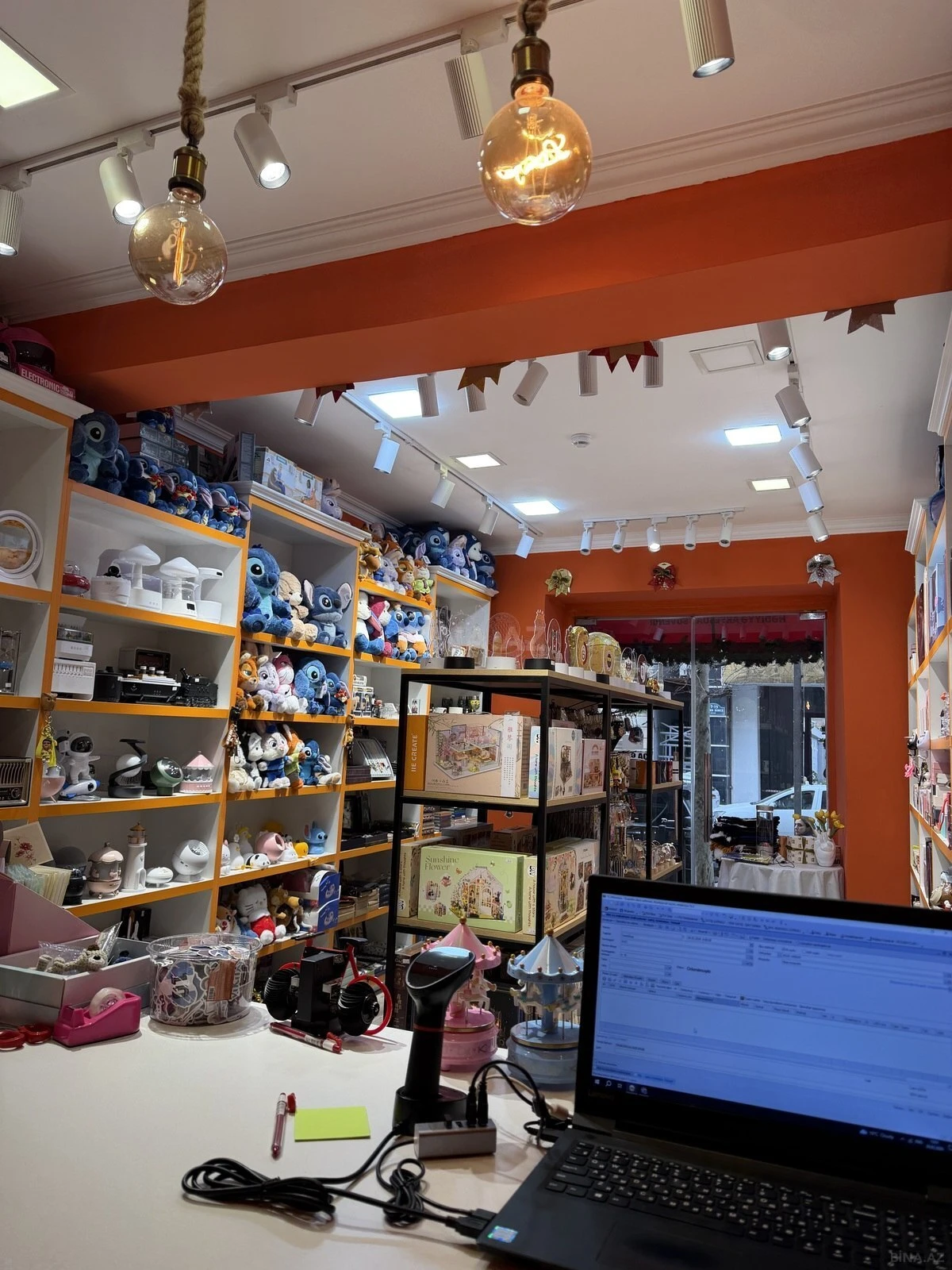 Satılır obyekt 67 m²