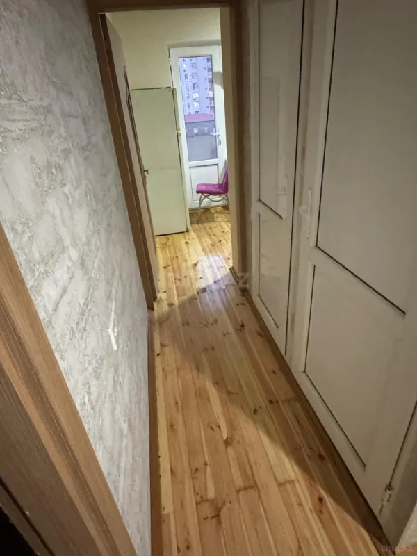 Kirayə verilir 2 otaqlı mənzil 60 m²