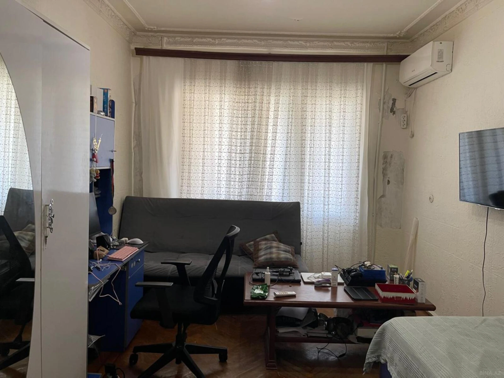 Satılır 5 otaqlı mənzil 120 m²