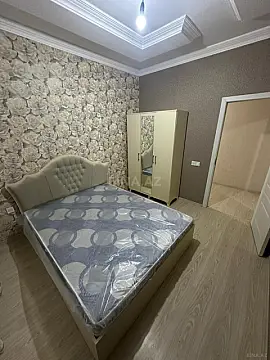 Satılır 2 otaqlı mənzil 90 m²