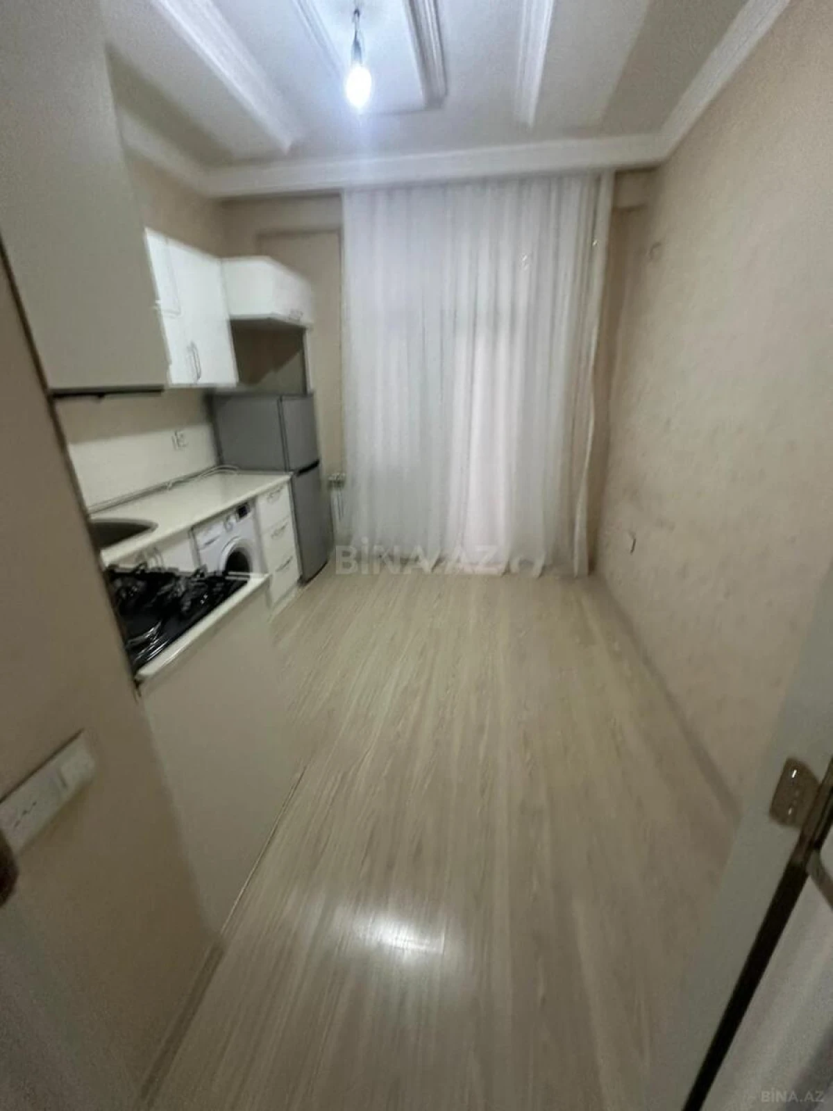 Satılır 2 otaqlı mənzil 90 m²