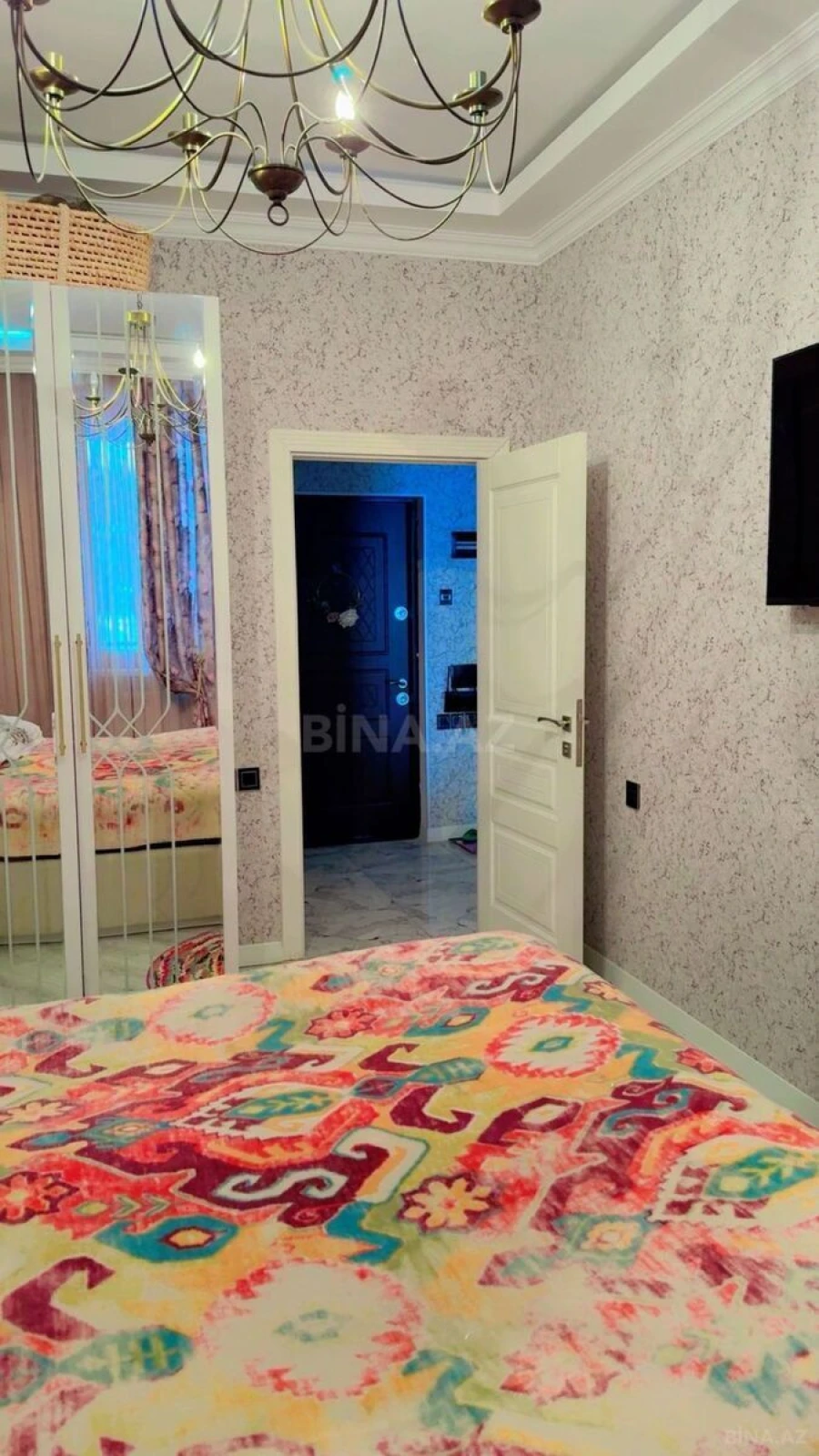 Satılır 2 otaqlı mənzil 58 m²