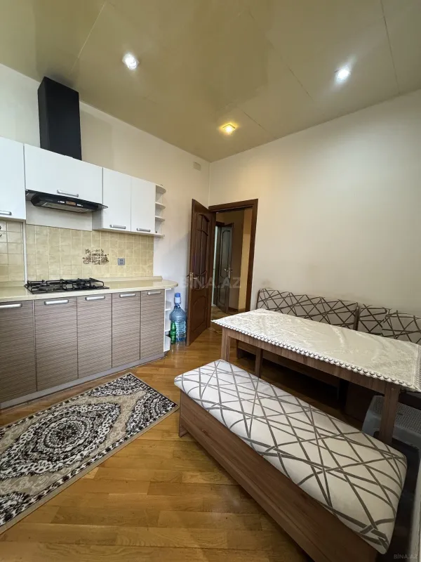 Satılır 3 otaqlı mənzil 115 m²