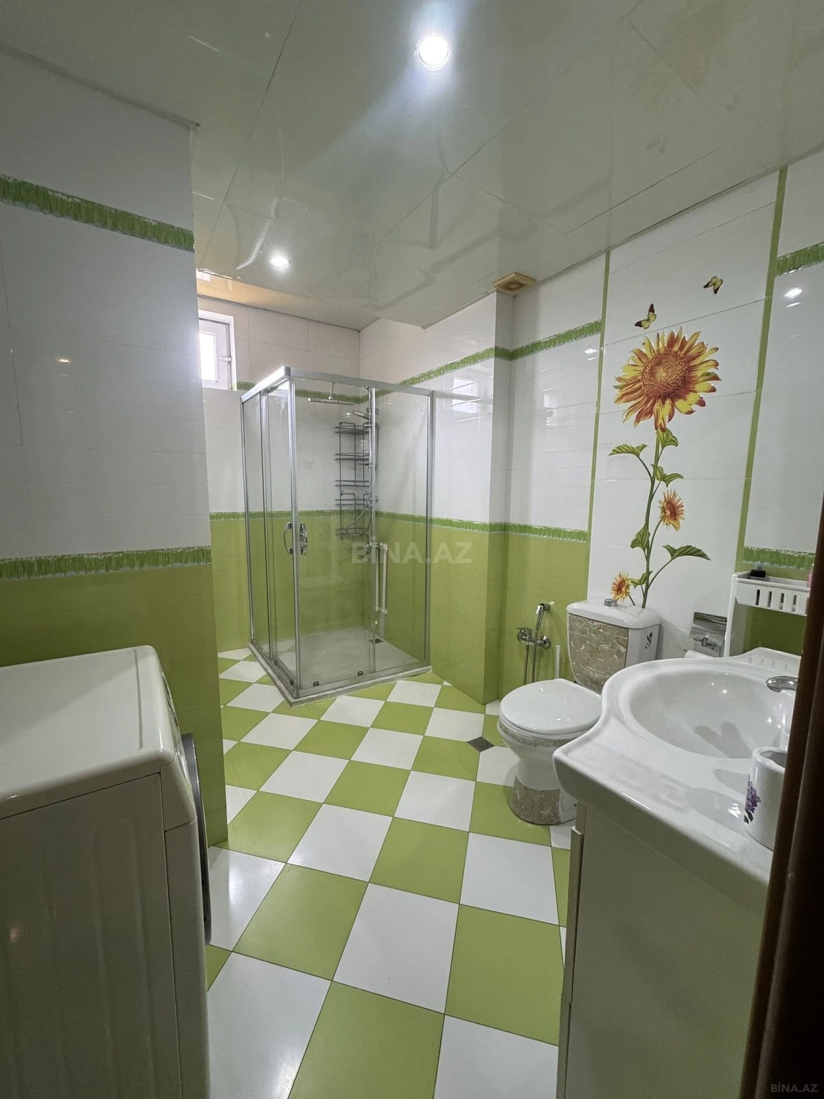 Satılır 3 otaqlı mənzil 115 m²