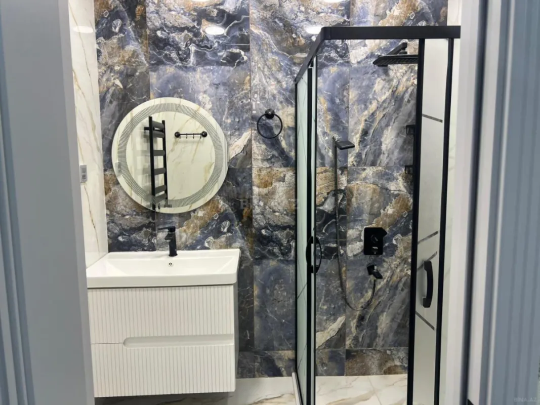 Kirayə verilir 2 otaqlı mənzil 92 m²