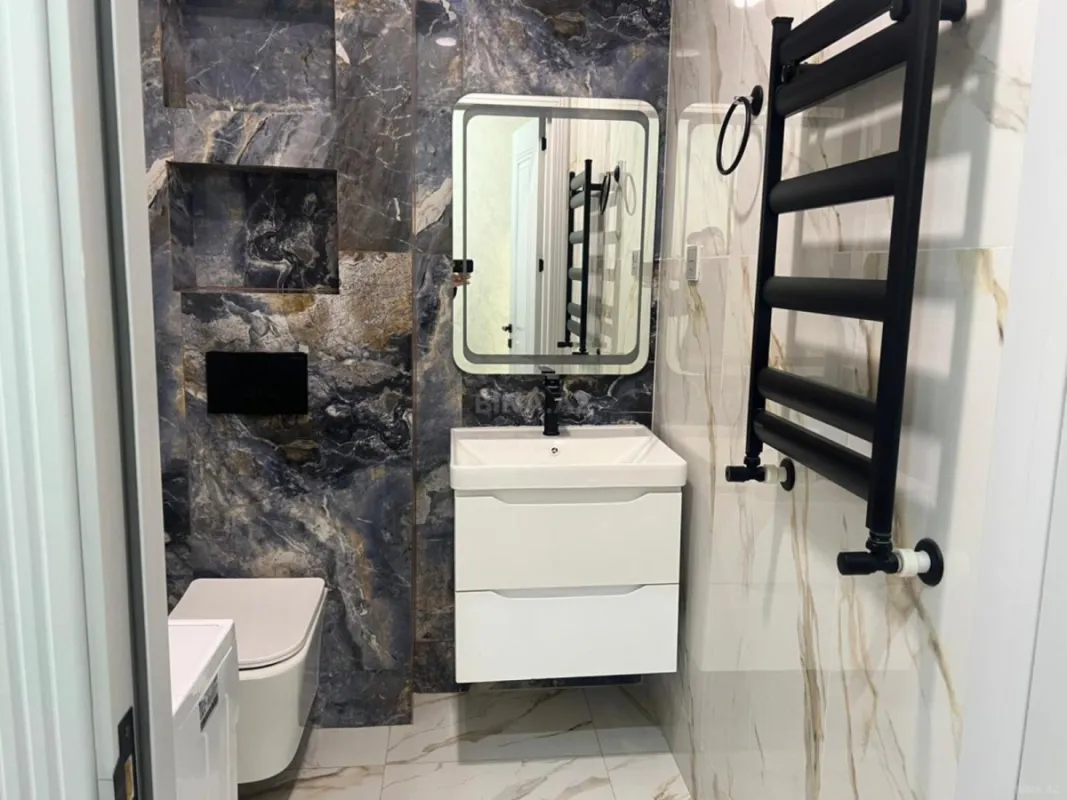 Kirayə verilir 2 otaqlı mənzil 92 m²