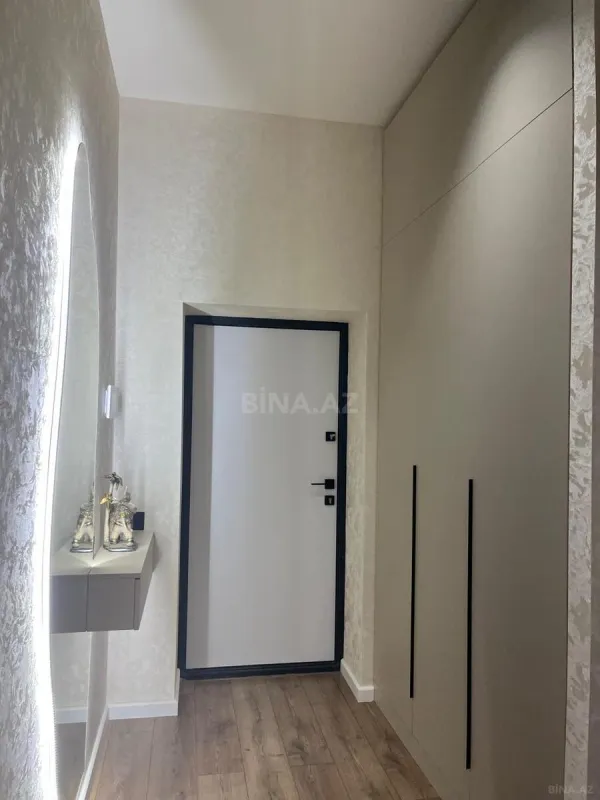 Satılır 7 otaqlı həyət evi 250 m²