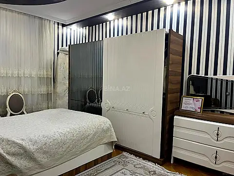 Satılır 3 otaqlı mənzil 109 m²
