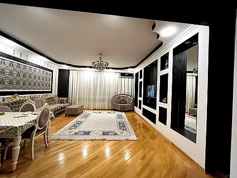 Satılır 3 otaqlı mənzil 109 m² — Bakı, Həzi Aslanov qəs. 3 otaq 109.00 m²