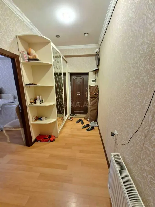 Satılır 2 otaqlı mənzil 65 m²
