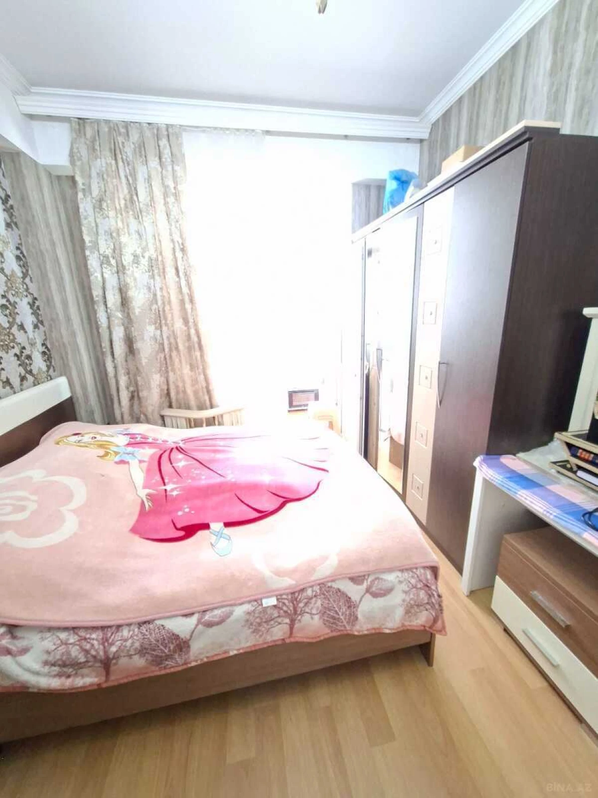 Satılır 2 otaqlı mənzil 65 m²