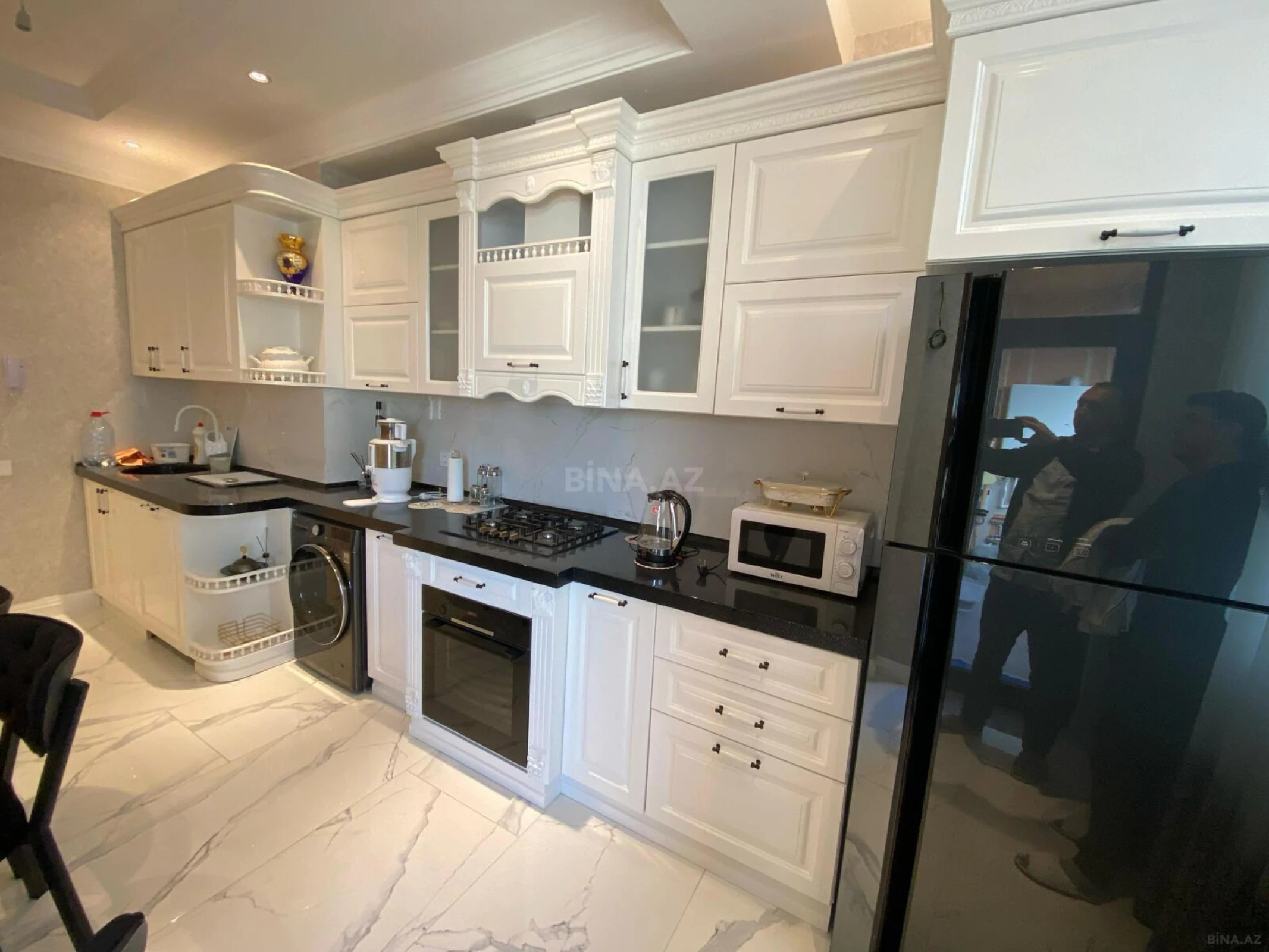 Satılır 3 otaqlı mənzil 110 m²