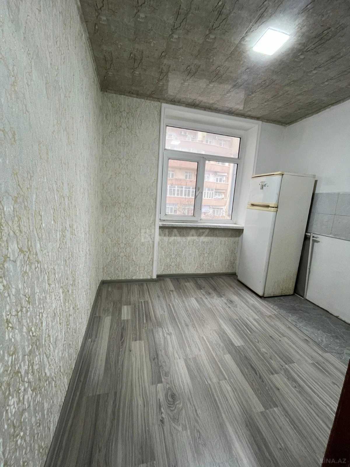 Satılır 1 otaqlı mənzil 35 m²