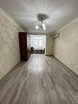 Satılır 1 otaqlı mənzil 35 m²